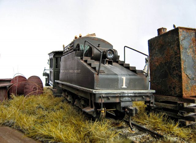 Combine tender